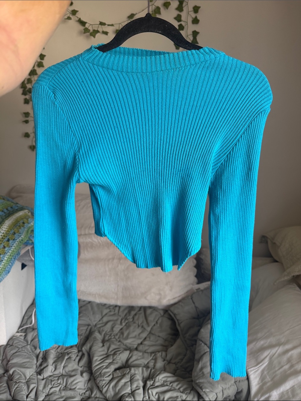 Bright Teal Ribbed Long-Sleeve Crop Top - Missguided